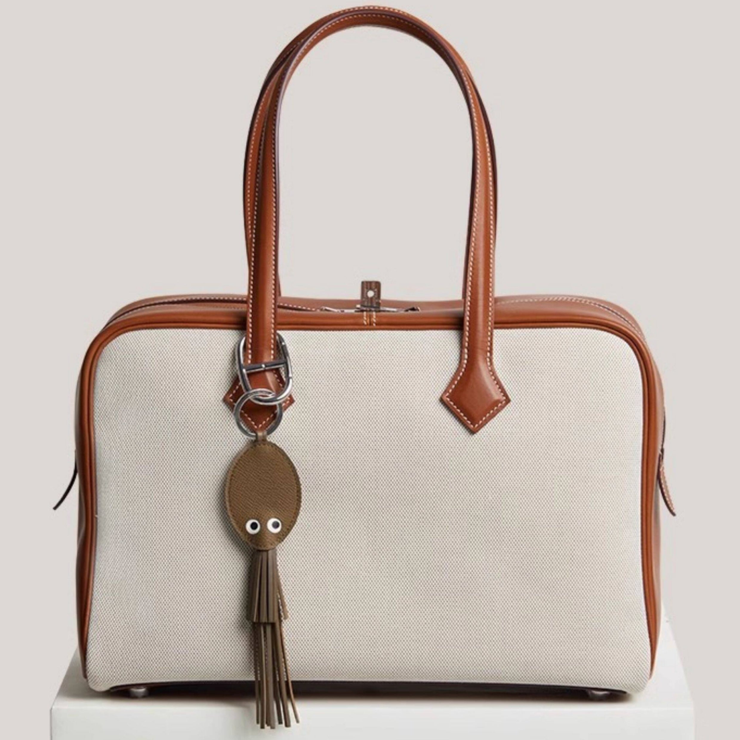 Tassel-designed Squid Leather Bag Charm